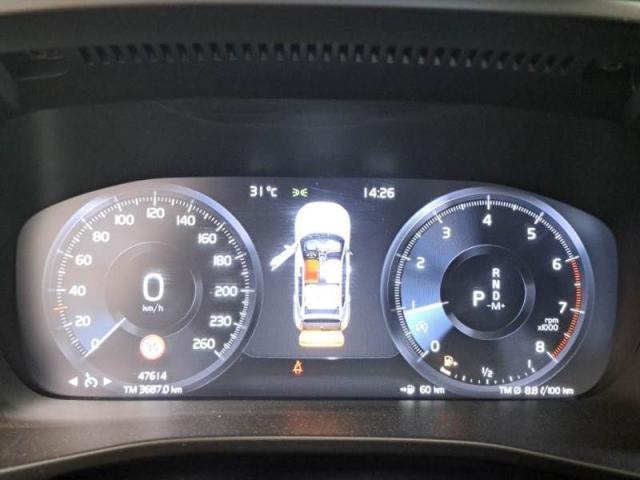 Volvo XC40 T3 Geartronic Momentum Core