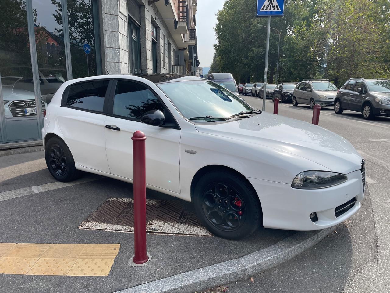 Alfa Romeo 147 1.9 JTD/TAGLIANDI/GARANZIA