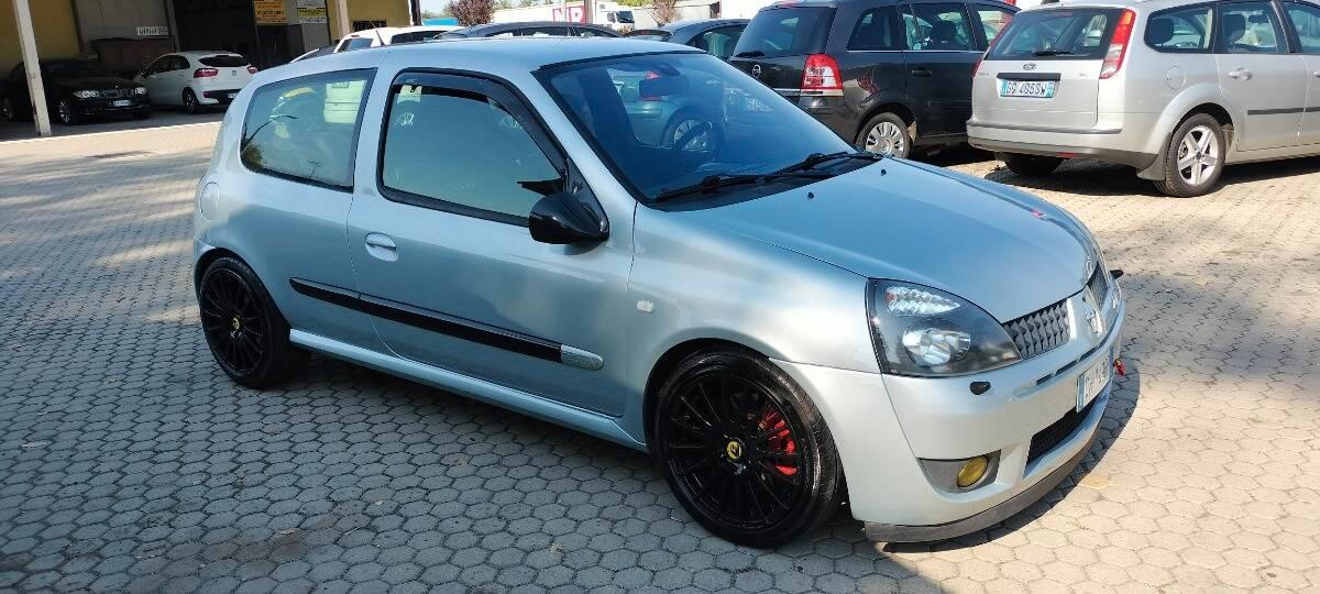 Renault Clio 2.0 16v Sport 3p