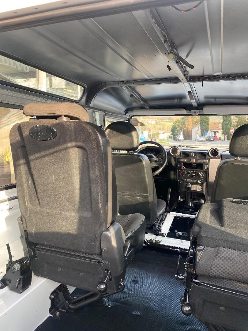 LAND ROVER Defender 90 2.2 TD4 Station Wagon n1