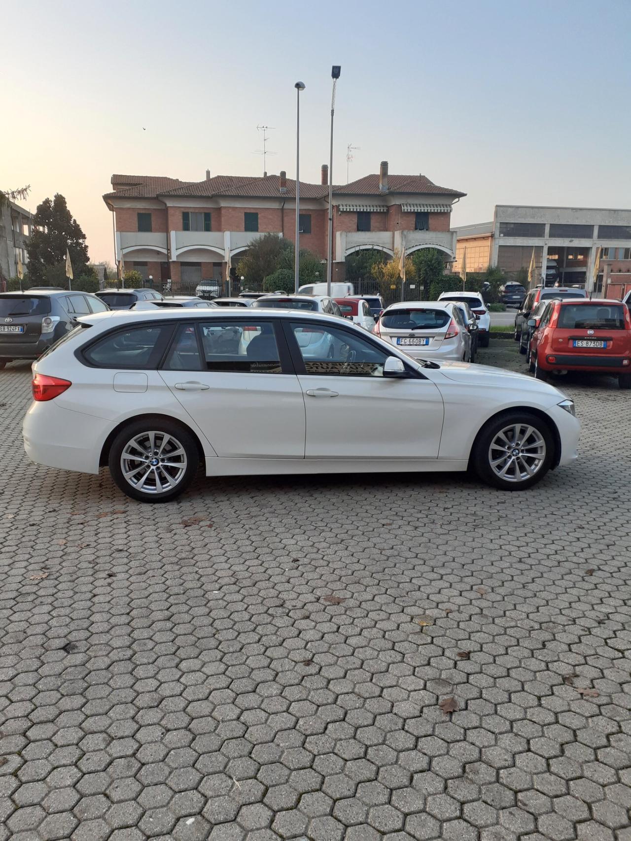 Bmw 318 318d Touring Luxury