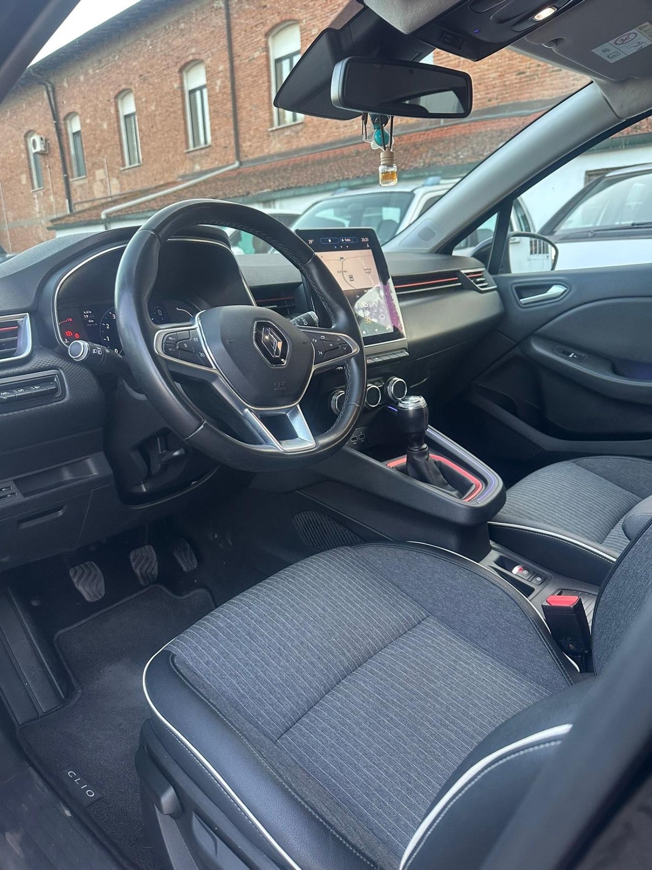 Renault Clio TCe 100 CV 5 porte Edition One