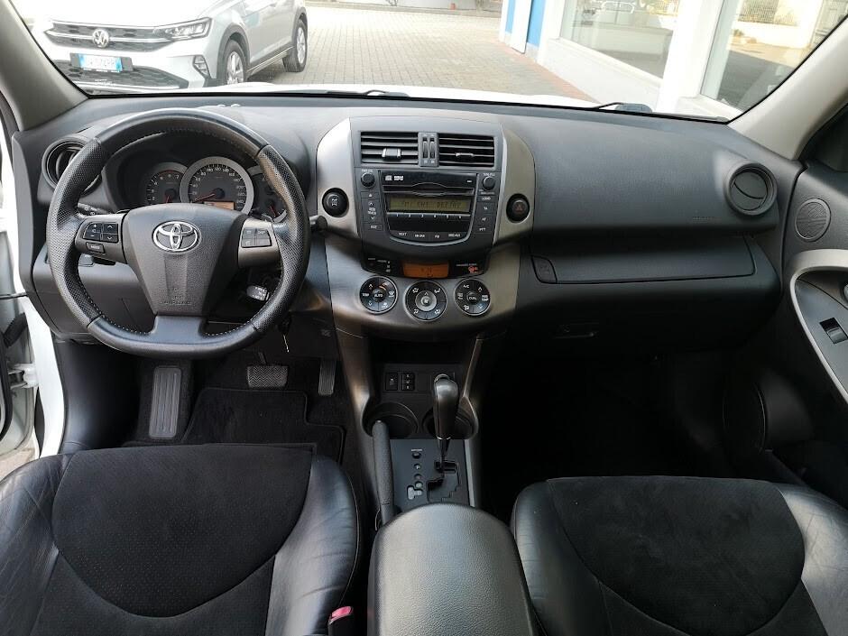 Toyota RAV 4 RAV4 Crossover 2.2 D-4D 150 CV DPF Exclusive