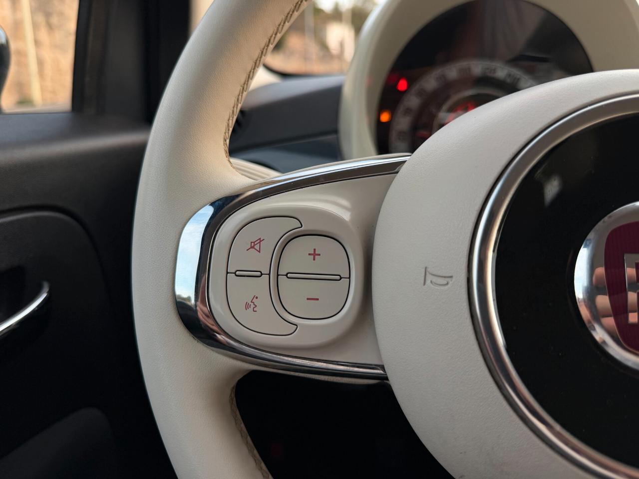 FIAT 500 LOUNGE/1.2 69 CV/CAR PLAY/SOLO 98000 KM