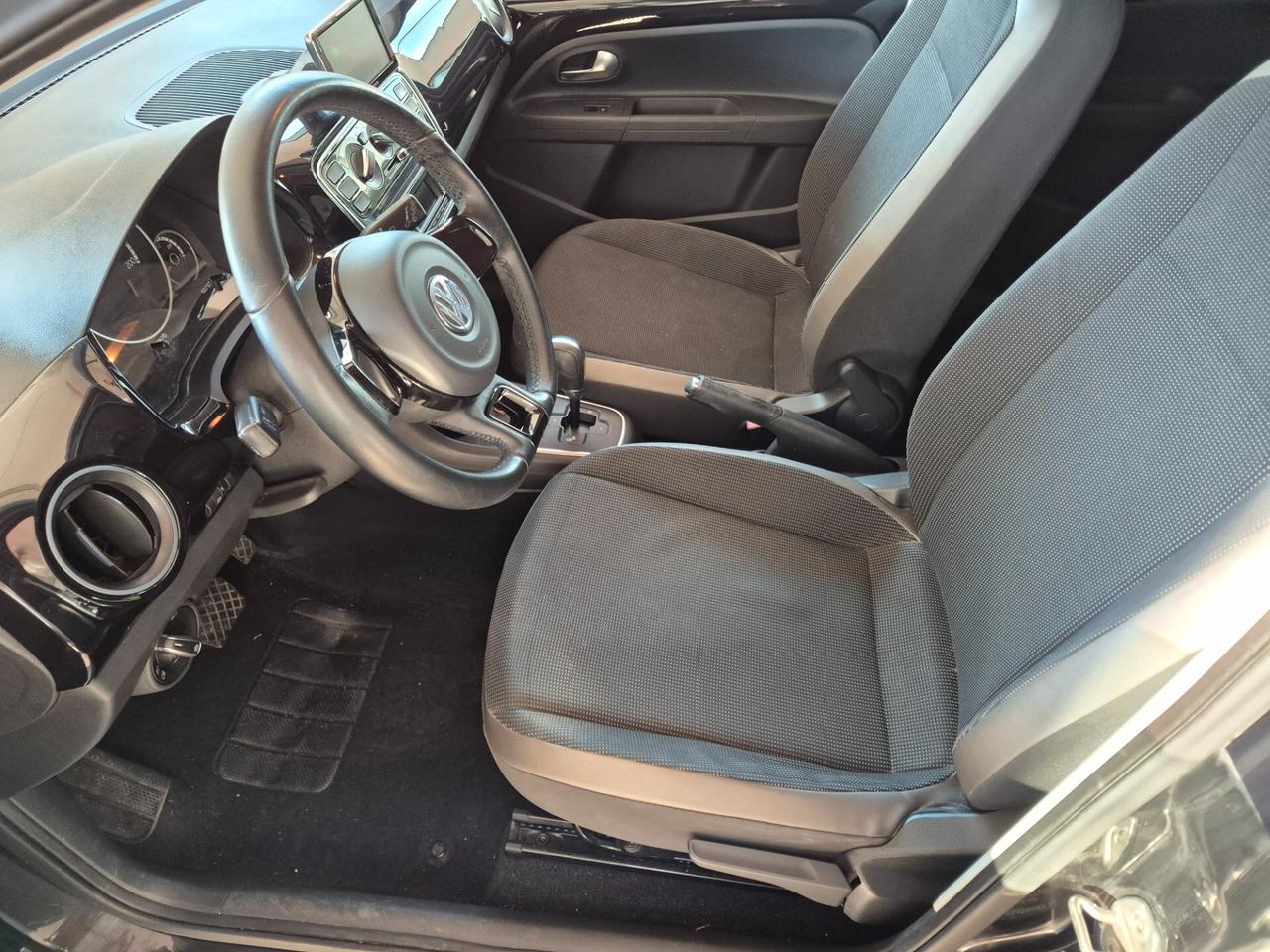 Volkswagen up! 1.0 5p. move ASG