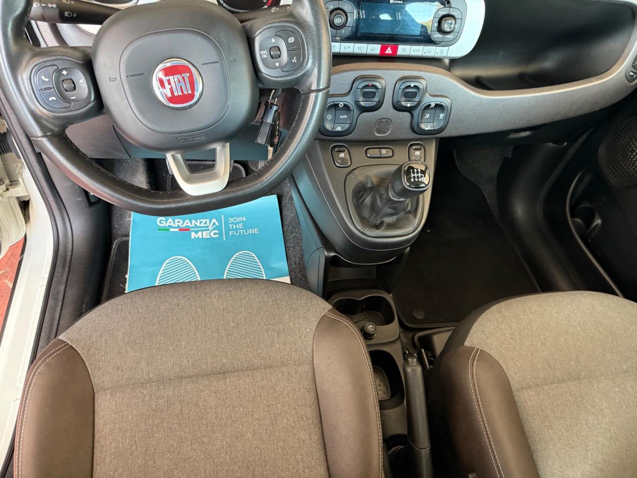 Solo da QUALITYCARS PESCARA Fiat Panda 1.0 FireFly S&S Hybrid City Cross