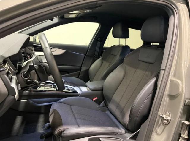 AUDI A4 Avant 40 TDI quattro S tronic S line edition