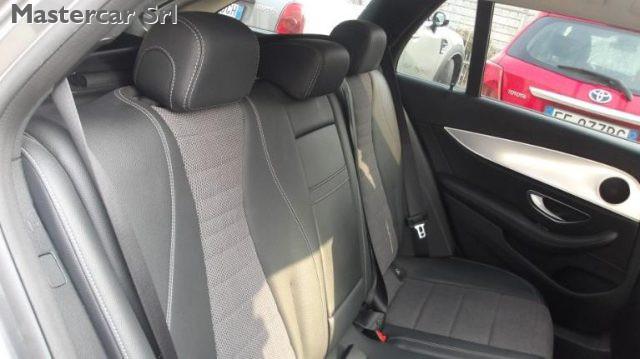 MERCEDES-BENZ E 300 Classe E SW de eq-power Premium auto - FZ413HM