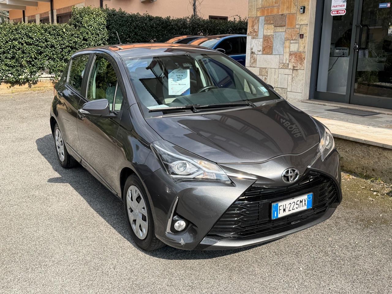 Toyota Yaris 1.0 Lounge *Garanzia 36 mesi*