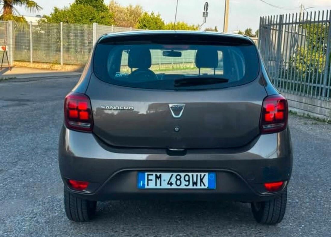Dacia Sandero 1.0 SCe 12V 75CV Lauréate