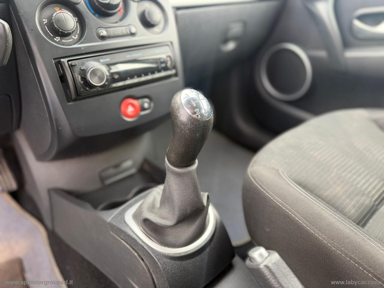 RENAULT Clio 1.2 5p. 16V GPL Dynamique