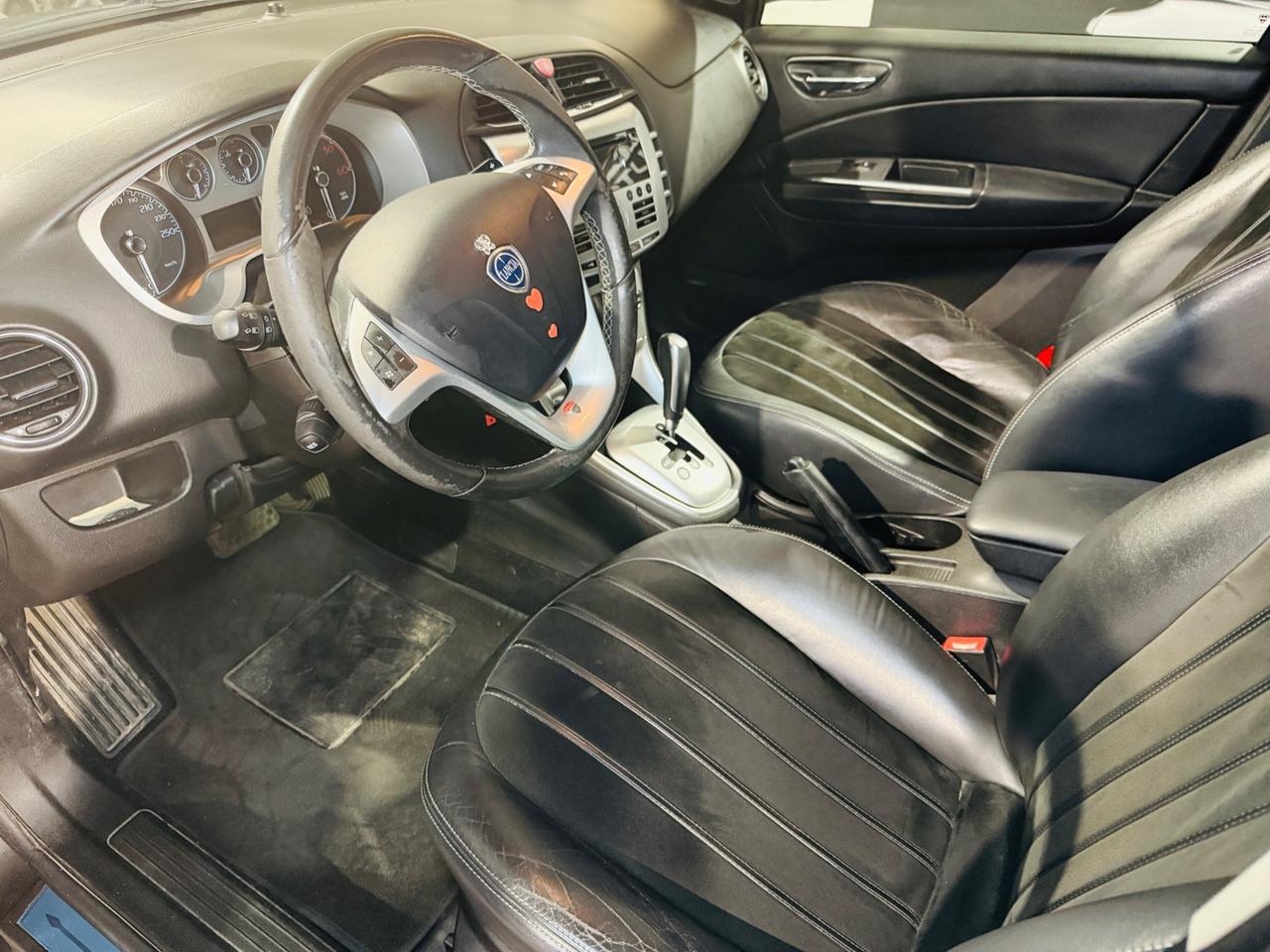 Lancia Delta 1.6 MJT DPF *120 CV*AUTOMATICA*NEOPATENTATI*