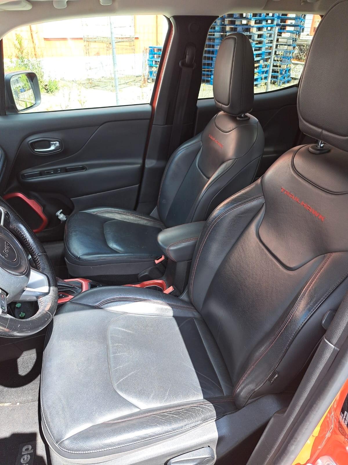 Jeep Renegade 2.0 Mjt 170CV 4WD Active Drive Low Trailhawk