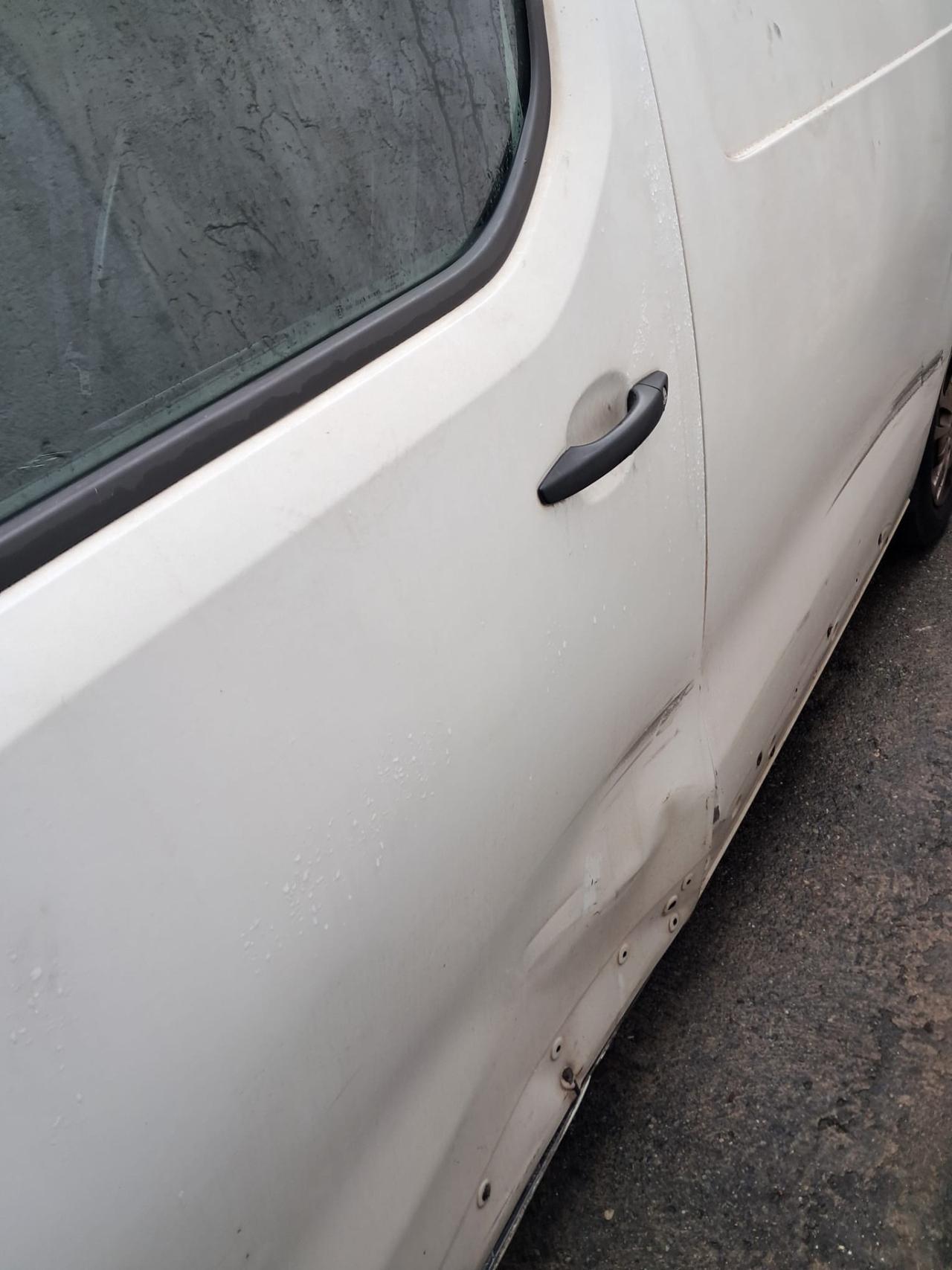 Opel Vivaro 1.5 Diesel 3p Incidentato