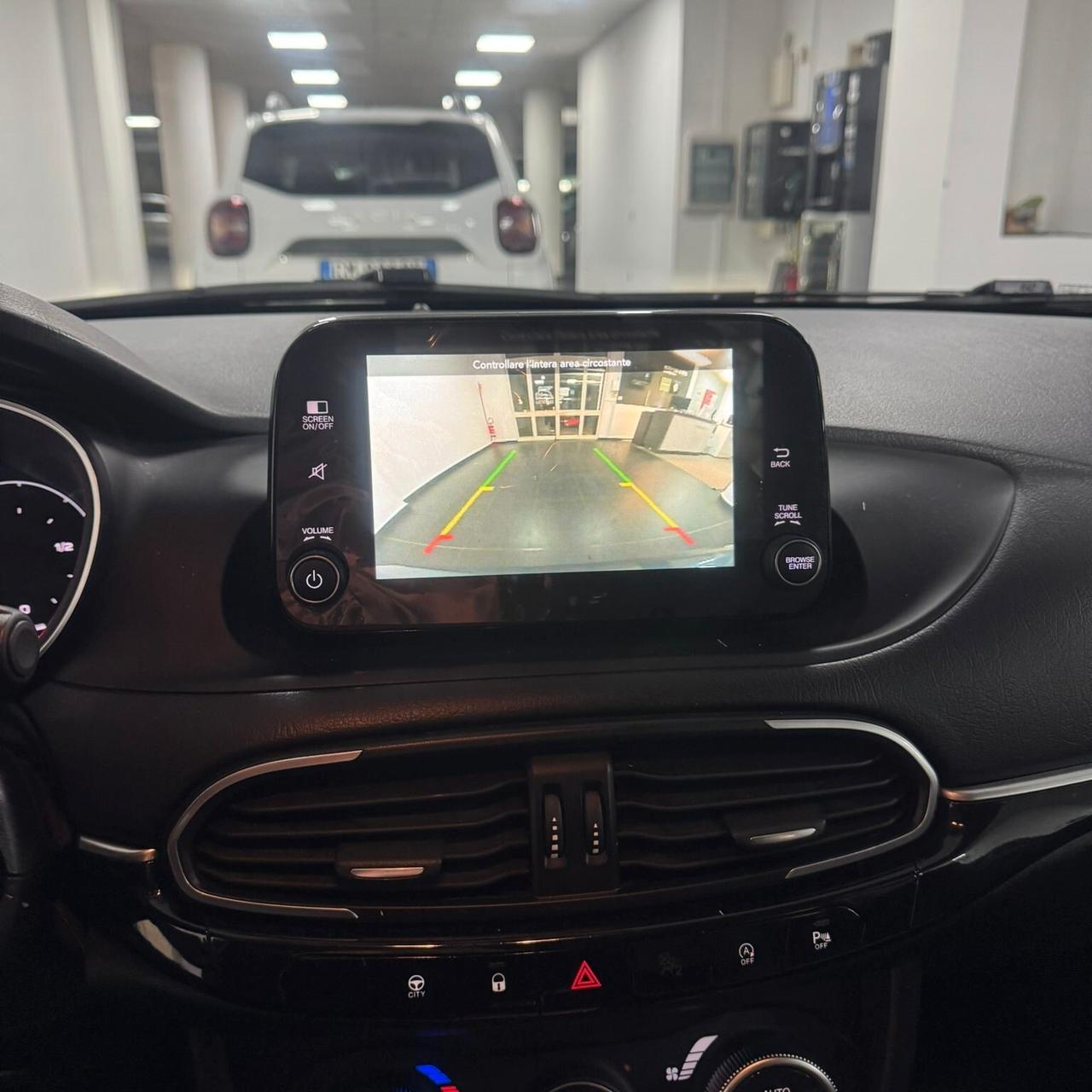 Fiat Tipo 1.3 Mjt S&S 5 porte Cross