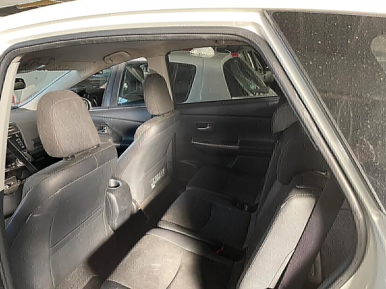 Toyota Prius 1.8 Active 7 POSTI LIBRETTO TAGLIANDI TOYOTA