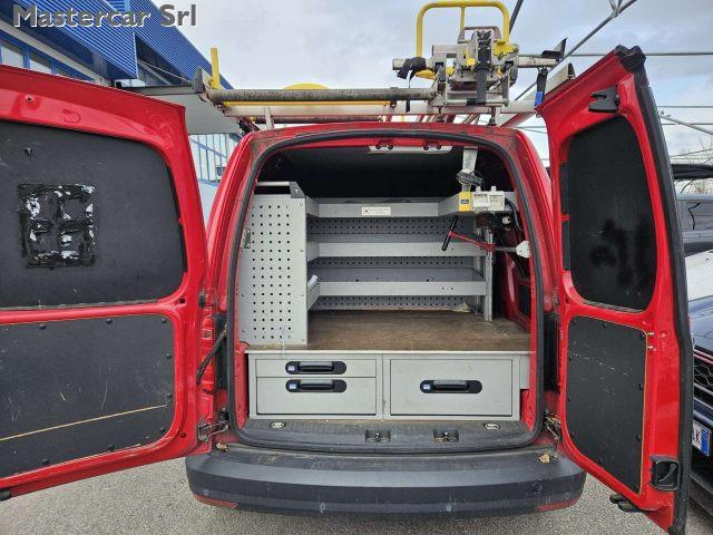 VOLKSWAGEN Caddy 2.0 TDI 110cv 4MOTION 4x4 - FF769FG