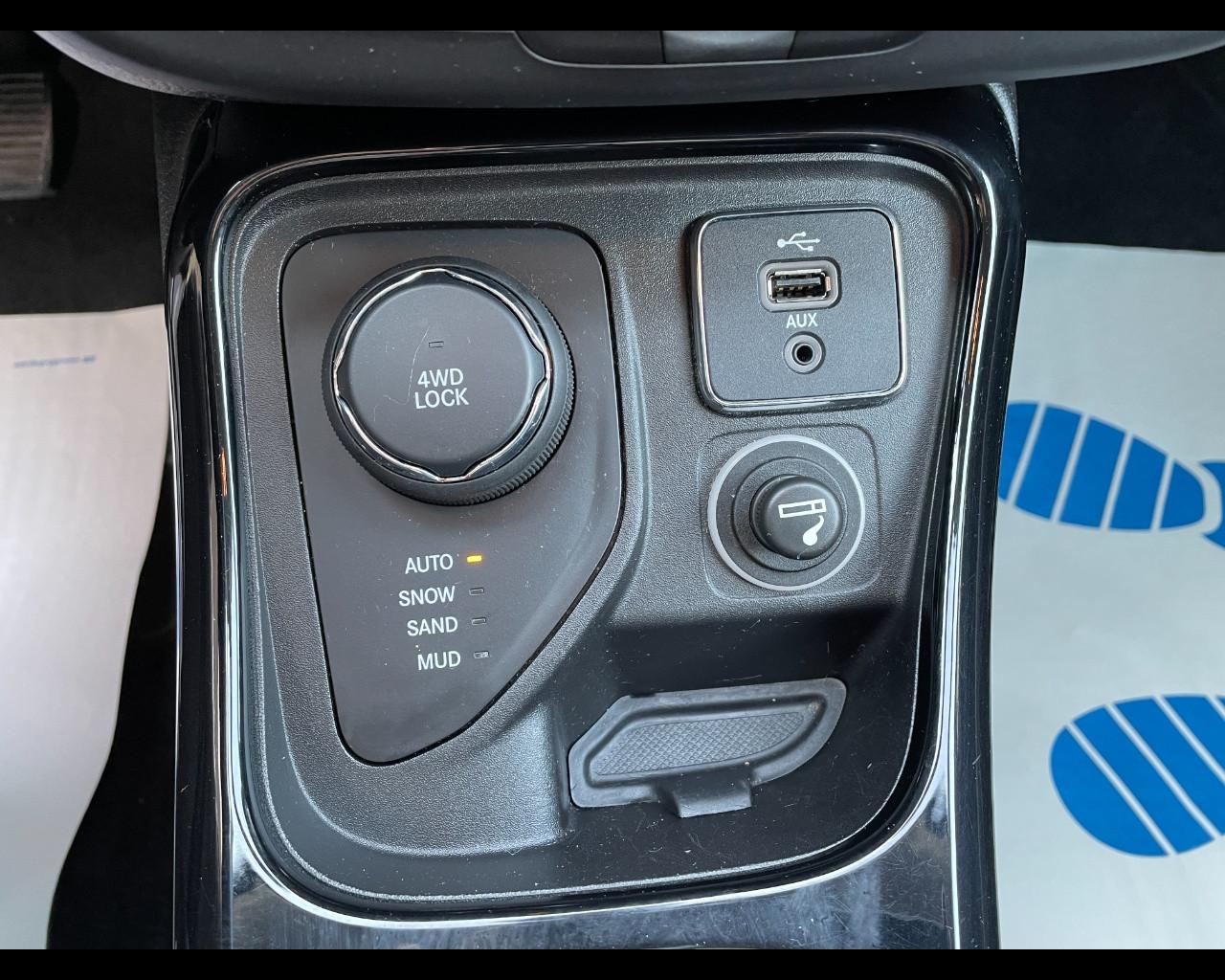 JEEP Compass II 2017 - Compass 2.0 mjt Limited 4wd 140cv auto