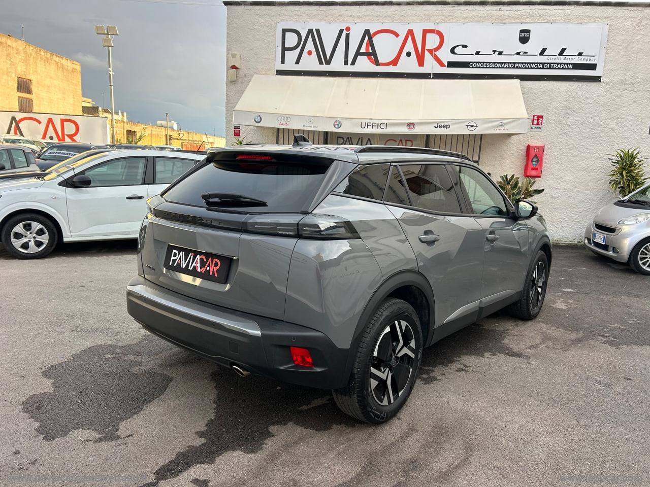 PEUGEOT 2008 BlueHDi 130 S&S EAT8 GT