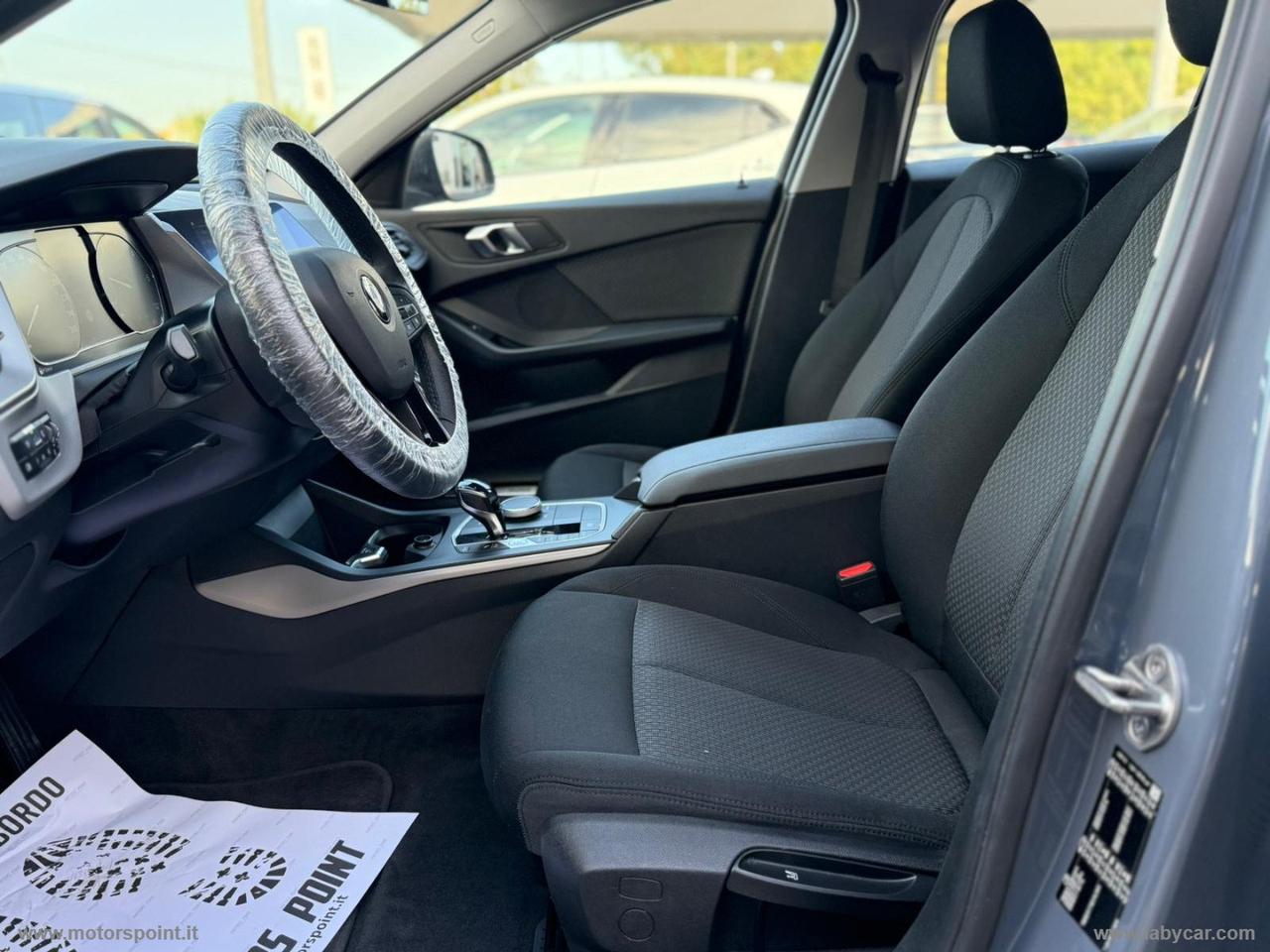 BMW 116d 5p. Business Advantage