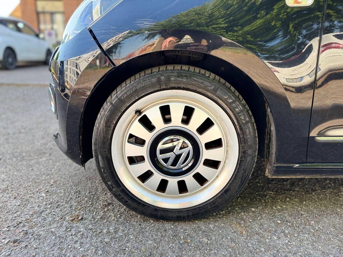 Volkswagen up! 1.0 Move up! 75cv 5p asg