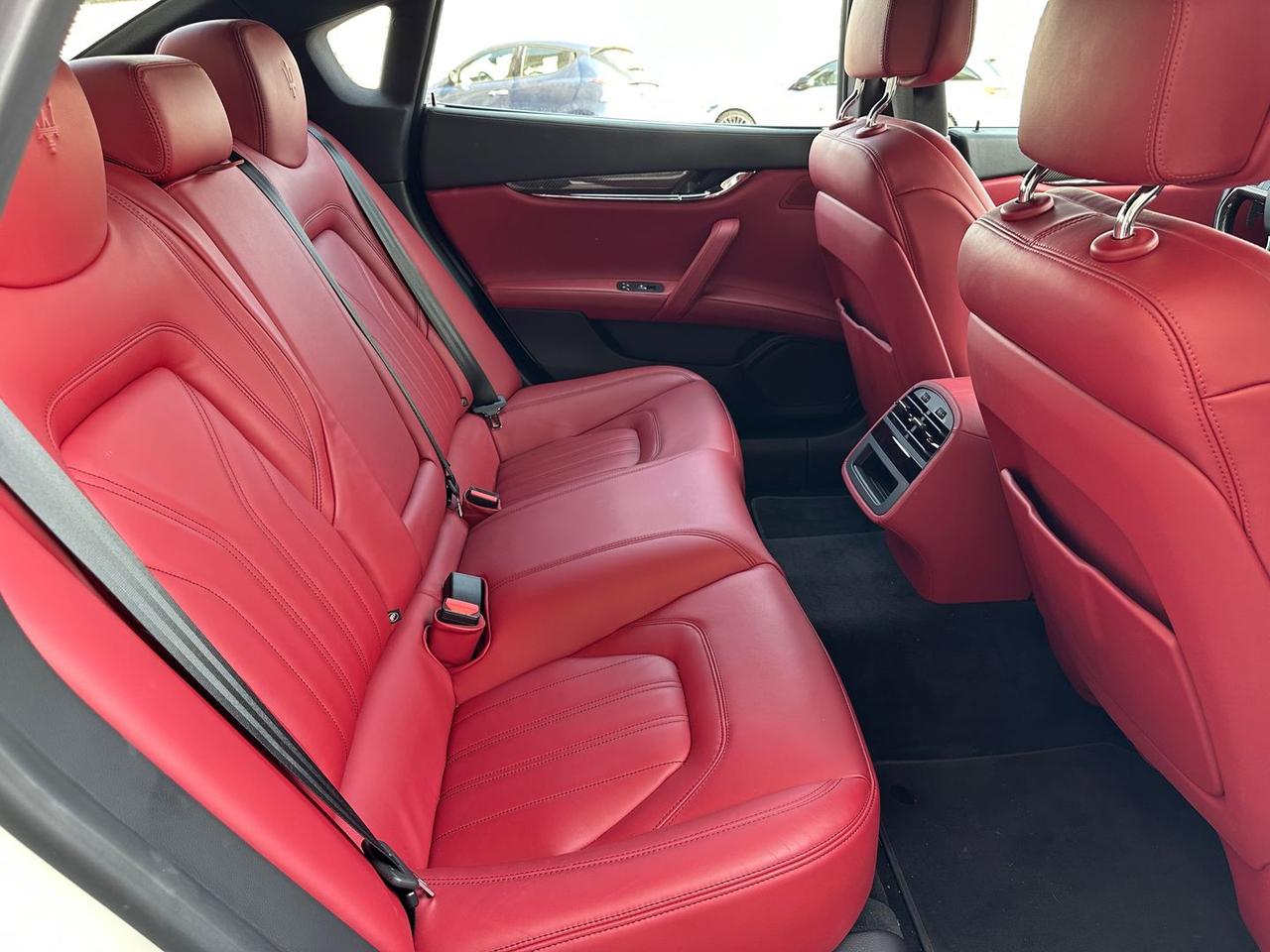 Maserati Quattroporte SQ4 GranSport 3.0 430 #10468