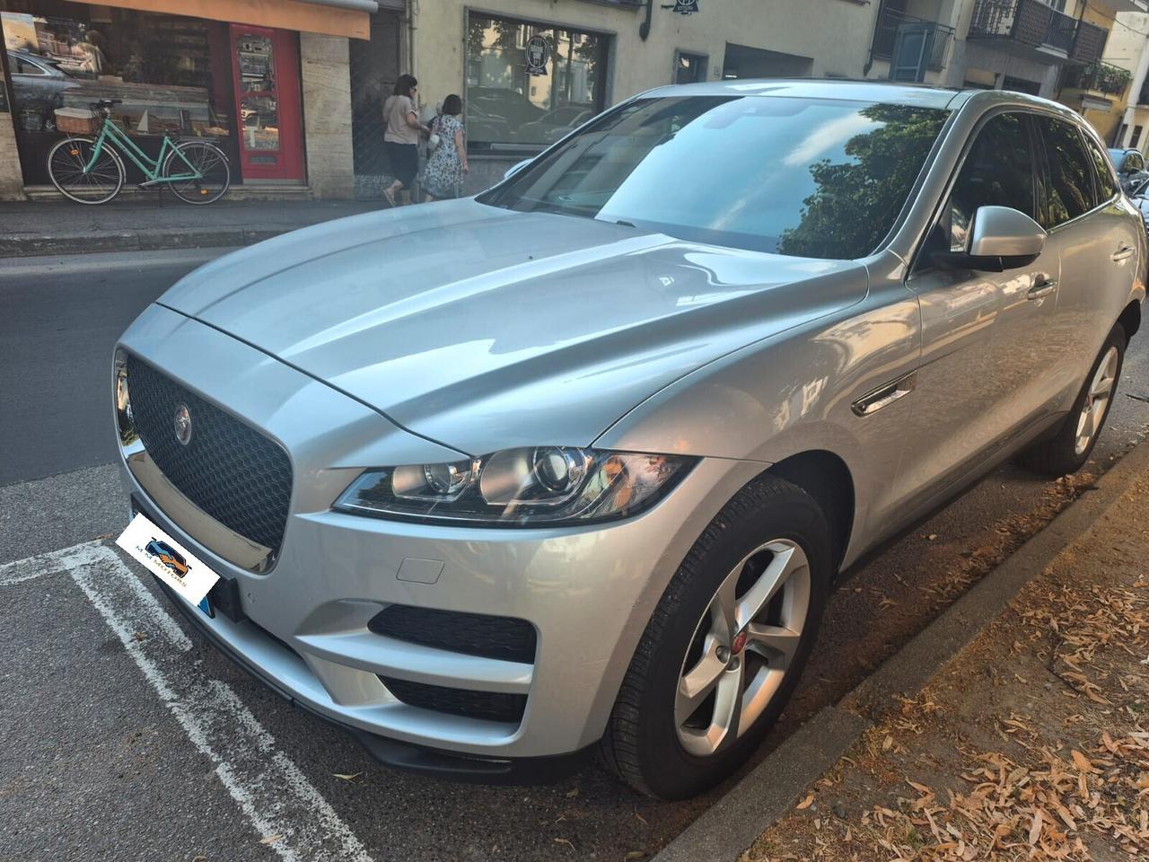 Jaguar F-Pace 2.0 D 180 CV Prestige