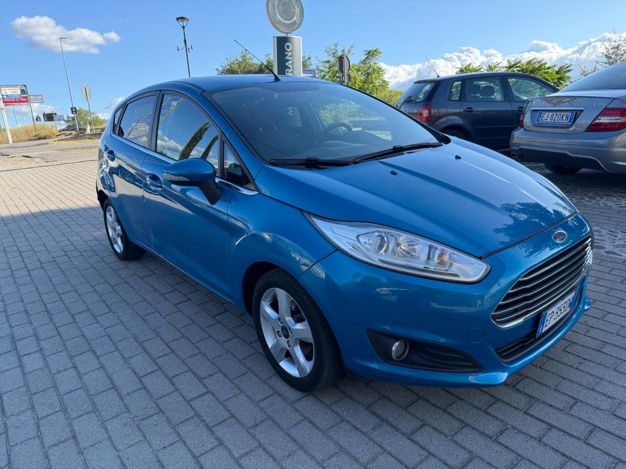 Ford Fiesta 1.5 TDCi 75CV 5 porte Titanium garanzia