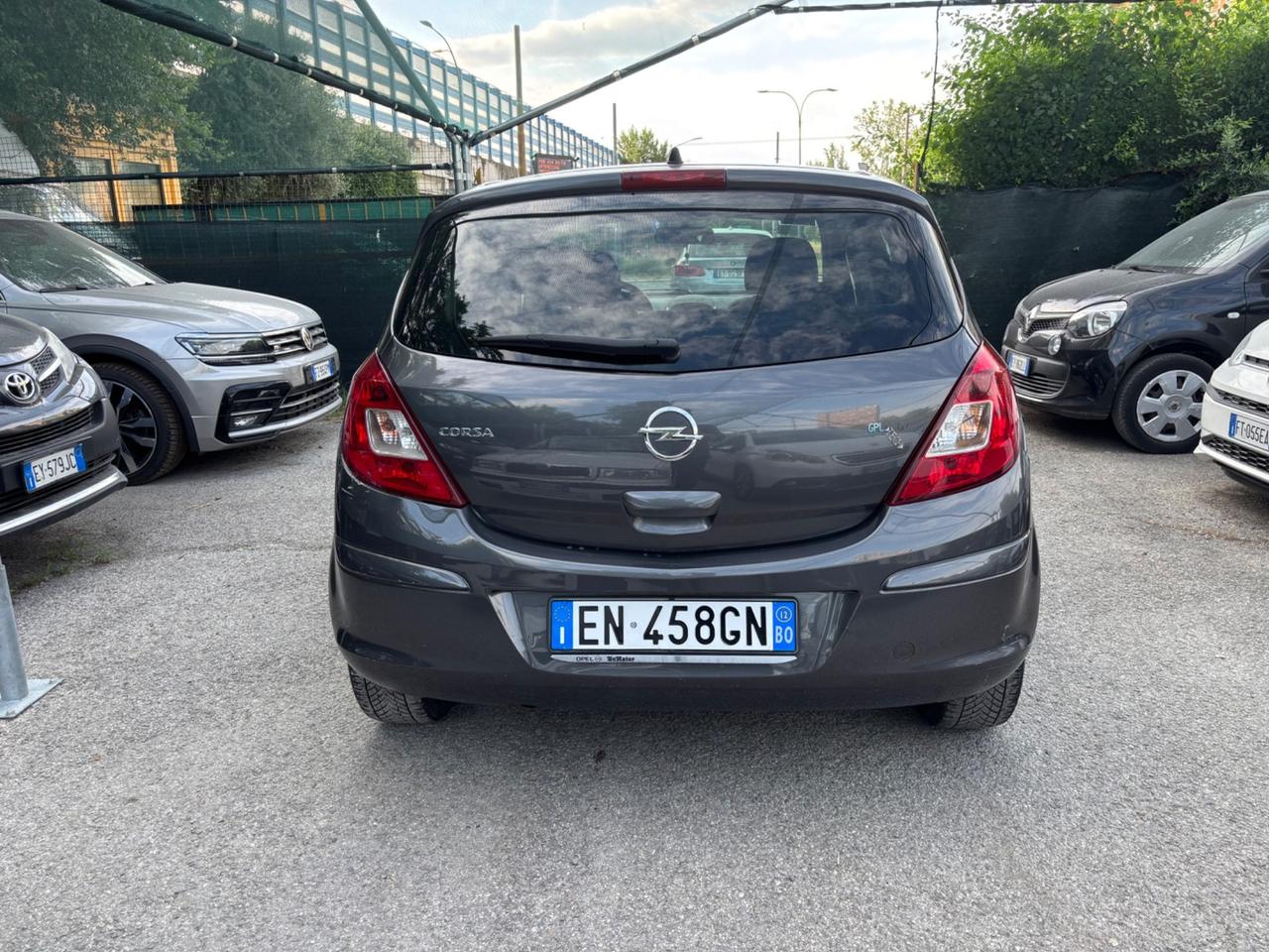 Opel Corsa 1.2 5 porte GPL OK NEOPATENTATI
