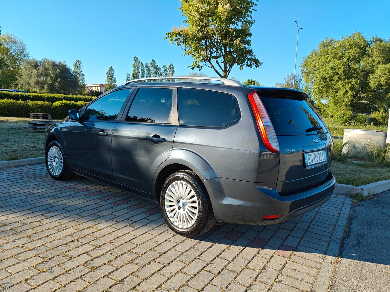 Ford Focus 1.6 GPL Titanium