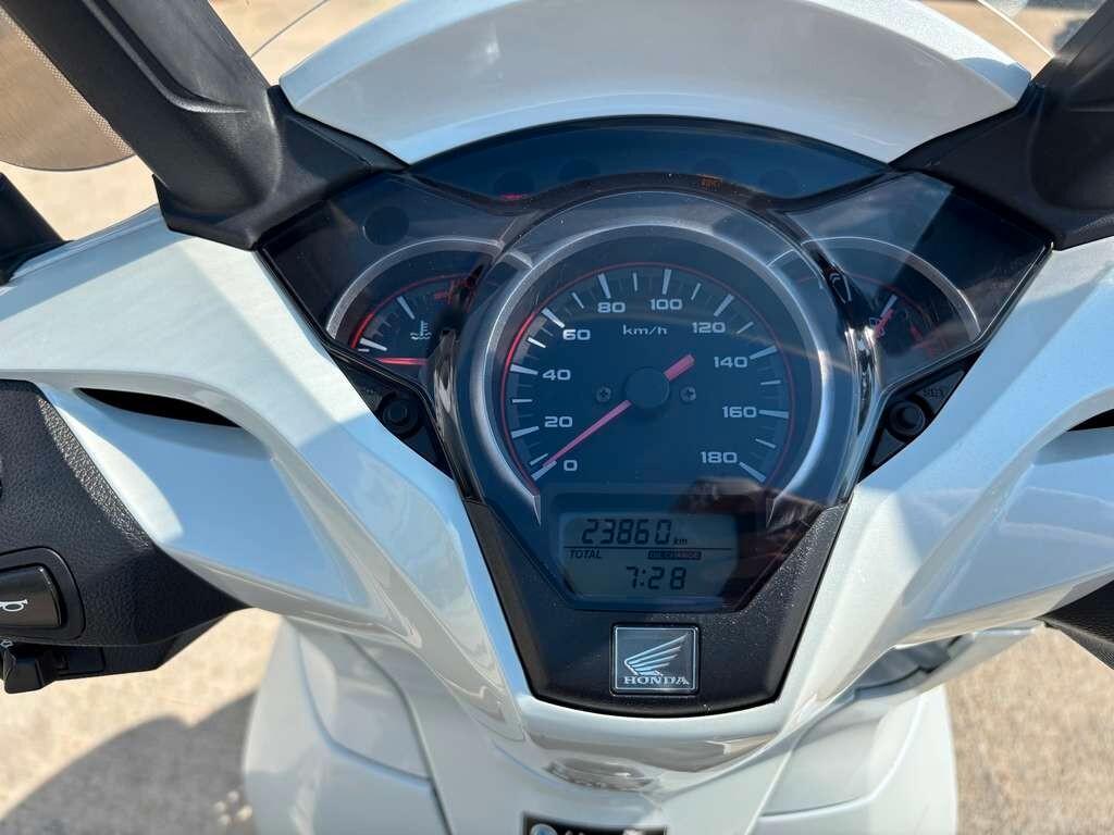 Honda SH 300 i 2017 / KM 23.000 Condizioni pari al nuovo