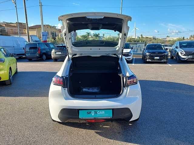 Peugeot 208 motore elettrico 136 CV 5 porte Active