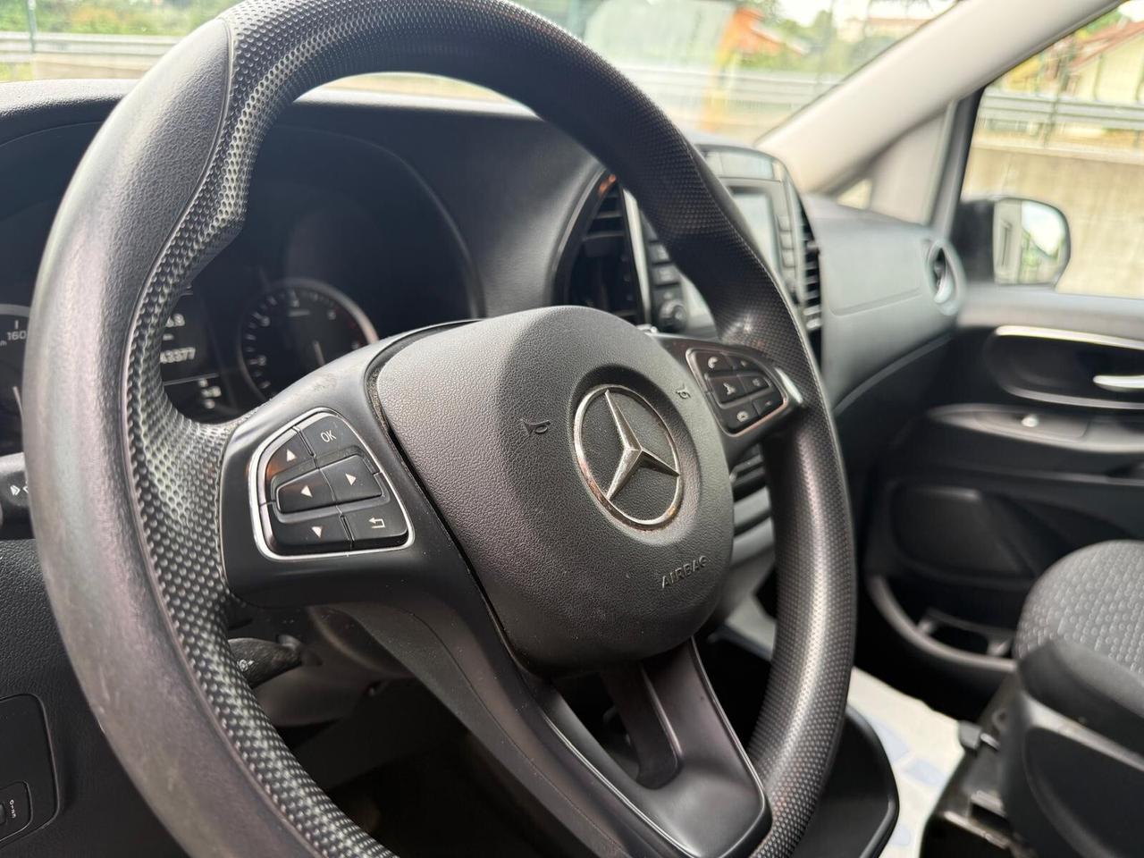 Mercedes-benz Vito 2.0 114 CDI PC-SL Tourer Base Long 5 posti
