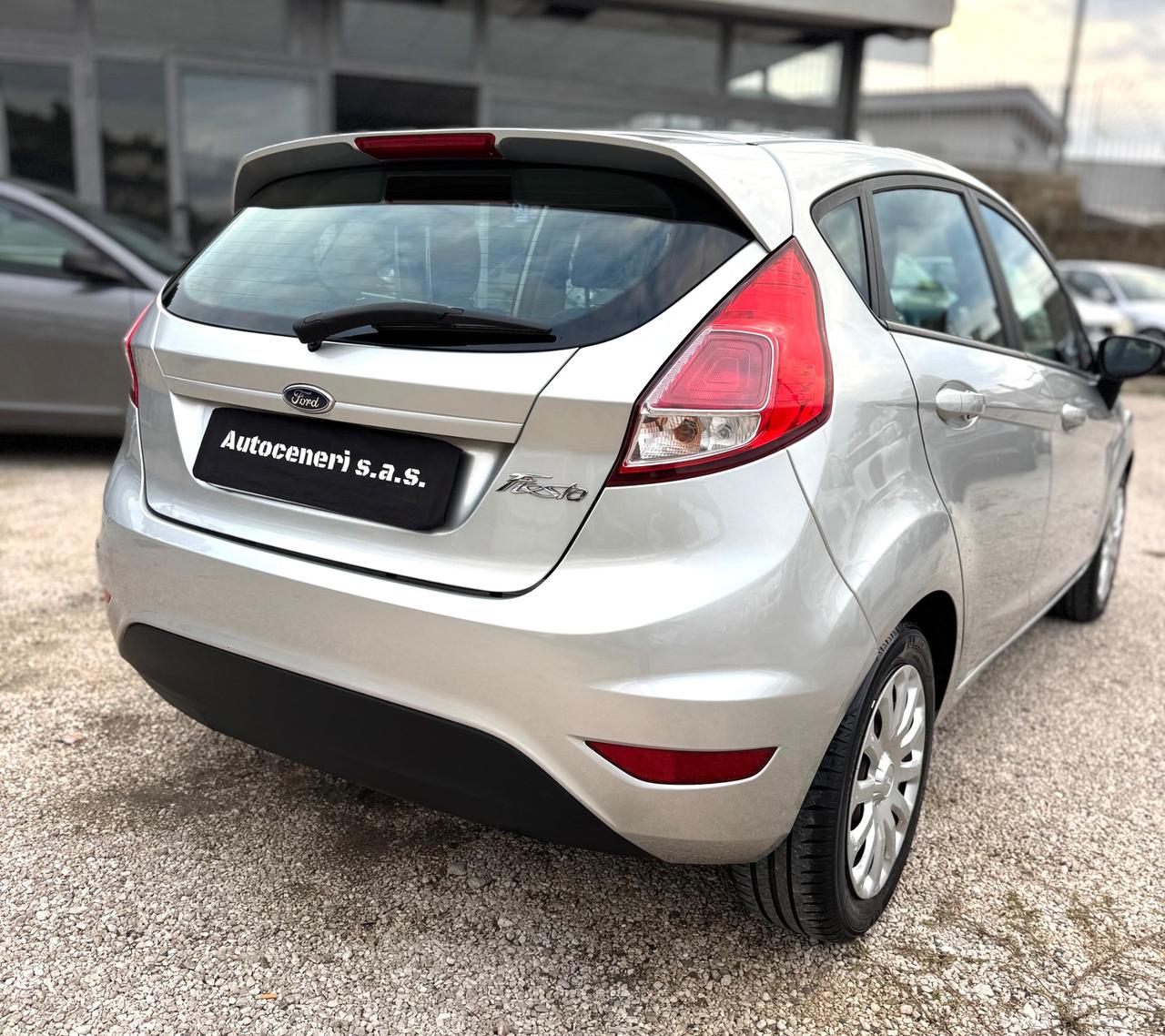 Ford Fiesta 1.5 TDCi 75CV 5 porte