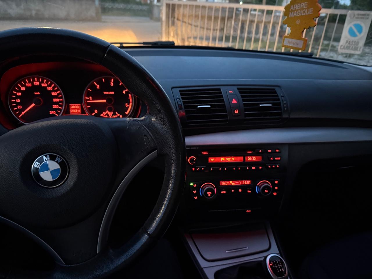 BMW SERIE 1 116D 2.0 DIESEL SOLI 77 MILA KM 09