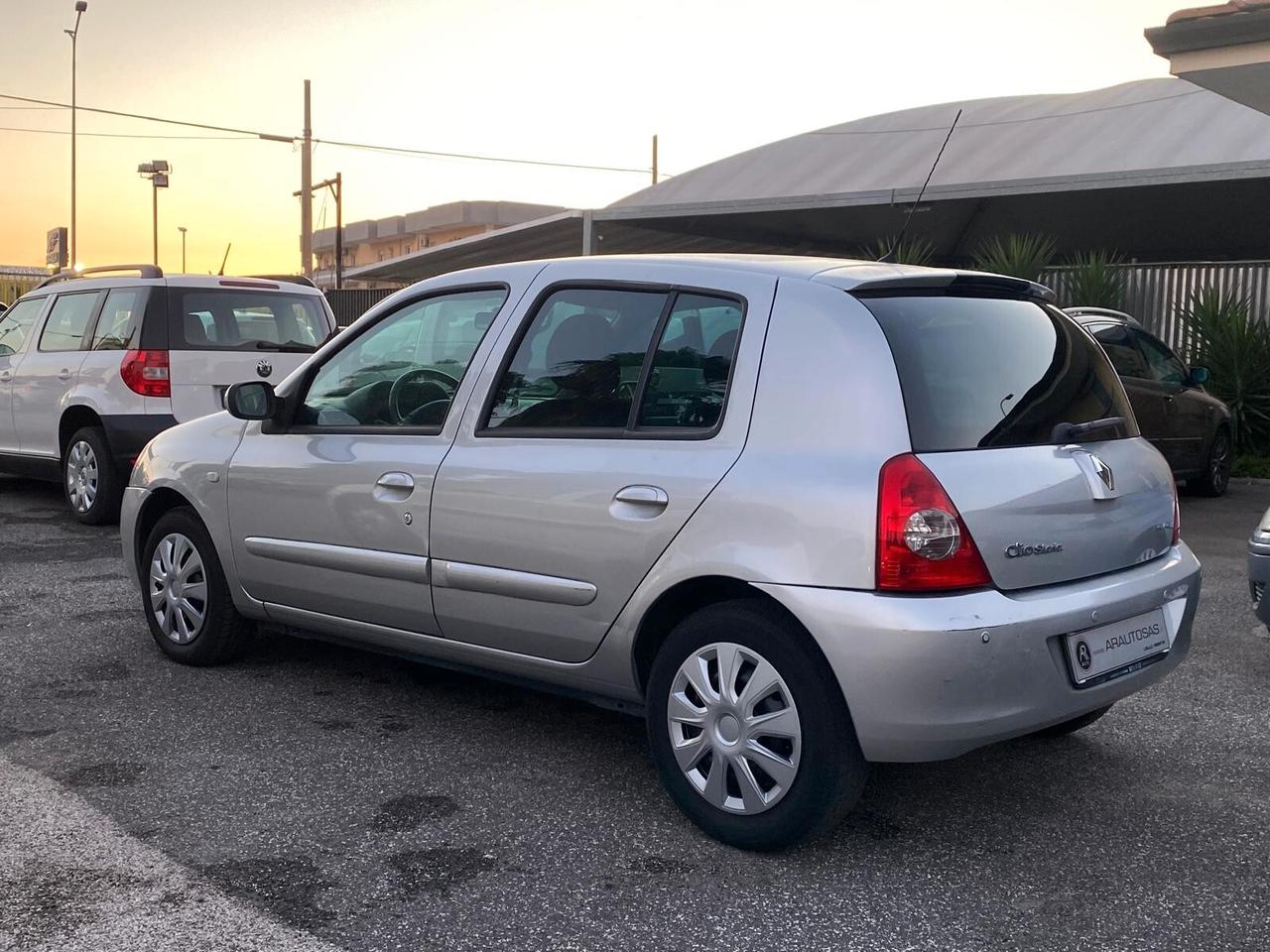 Renault Clio Storia 1.2 16V KM 67000