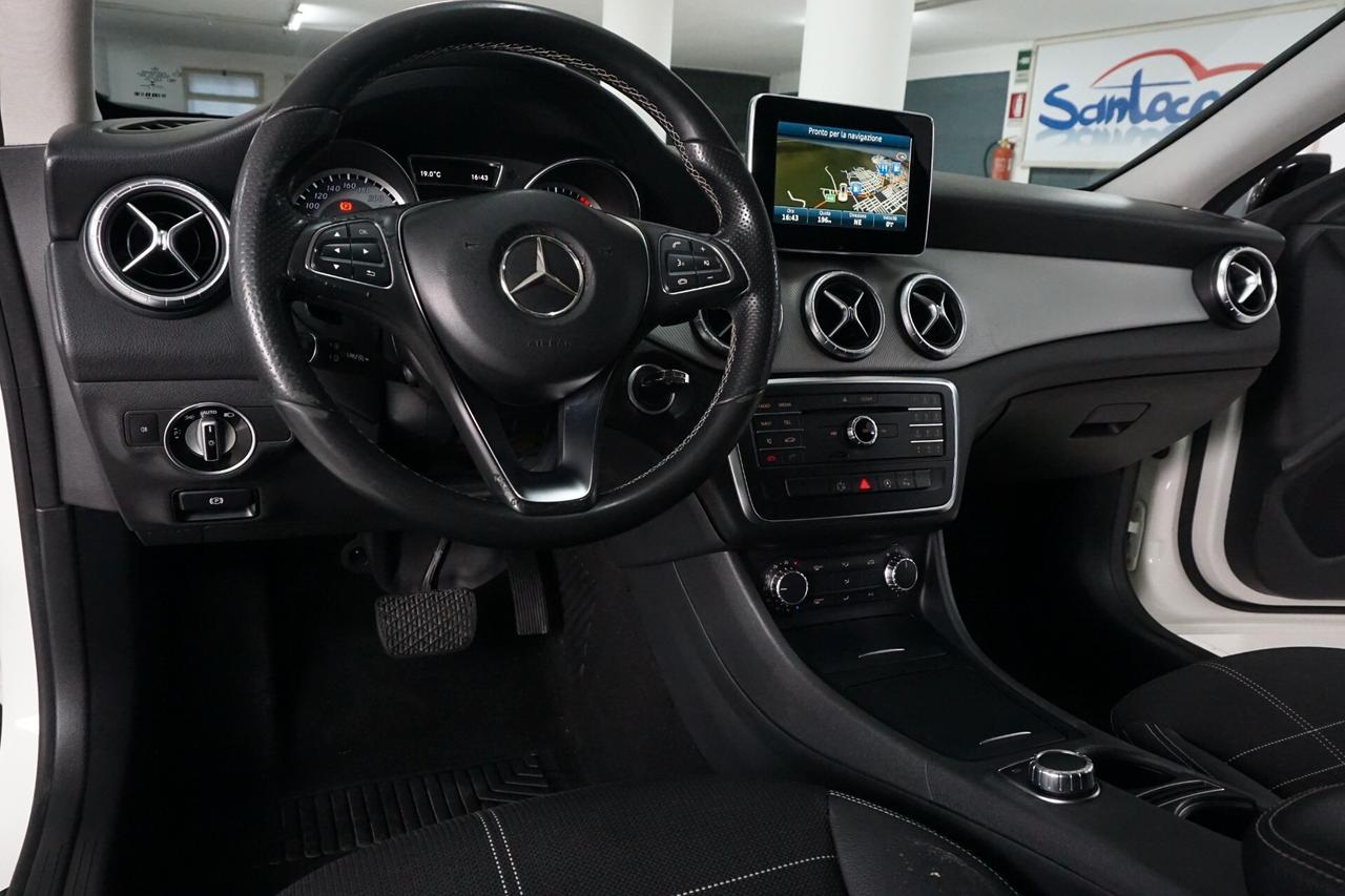 Mercedes-benz CLA 200 CDI Automatic Sport Night Edition