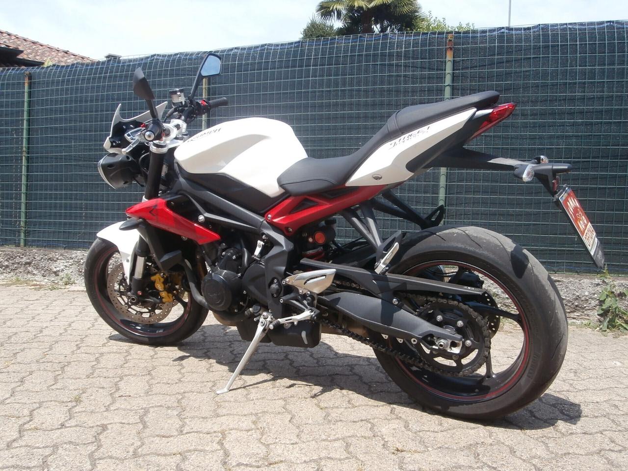 Triumph Street Triple R ABS del 2017 compreso trapasso-tagliando-garanzia