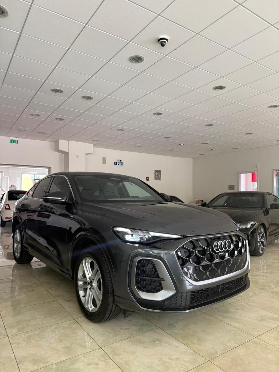 AUDI - Q5 - 40 TDI 204CV qu. S tr. S line