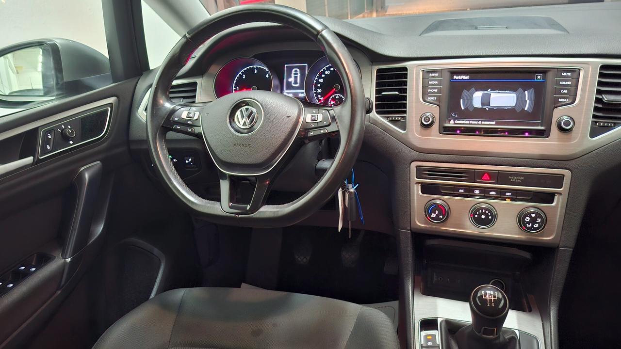 VOLKSWAGEN GOLF SPORTSVAN 2017 DIESEL 1.6 EURO6B