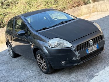 FIAT GRANDE PUNTO 1.3 MTJ ADATTA A NEO