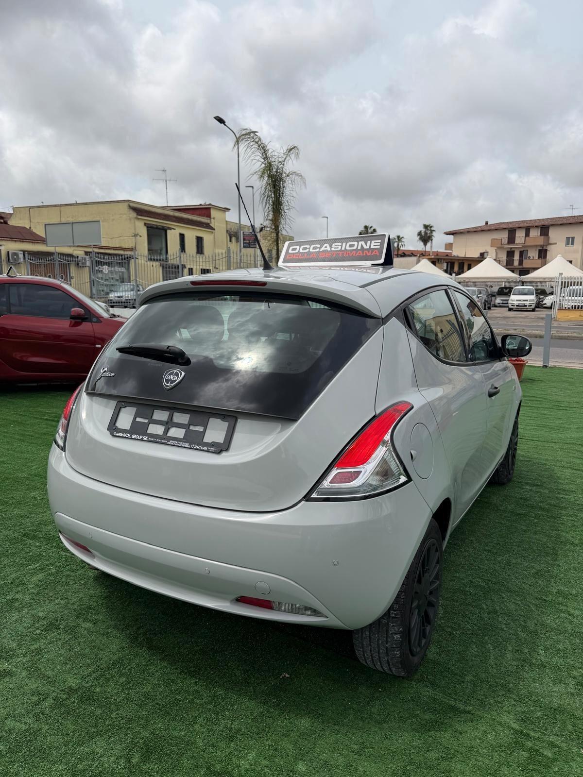 Lancia Ypsilon 1.2 69 CV 5 porte GPL Ecochic Gold