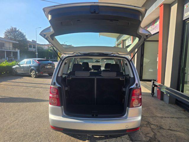 VOLKSWAGEN Touran 1.9 TDI 105CV DPF Highline BMT 7 POSTI Cinghia OK