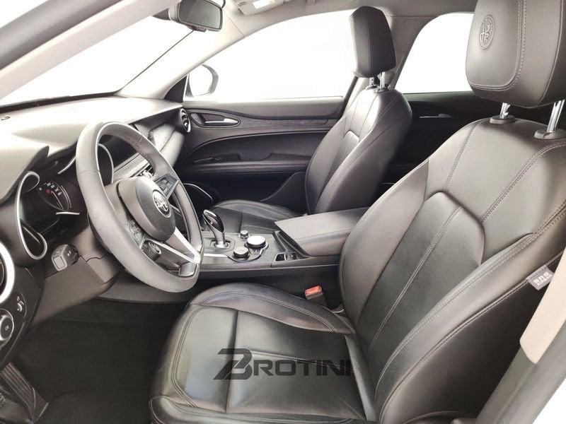 Alfa Romeo Stelvio 2.2 Turbo Diesel 160CV AT8 RWD Business