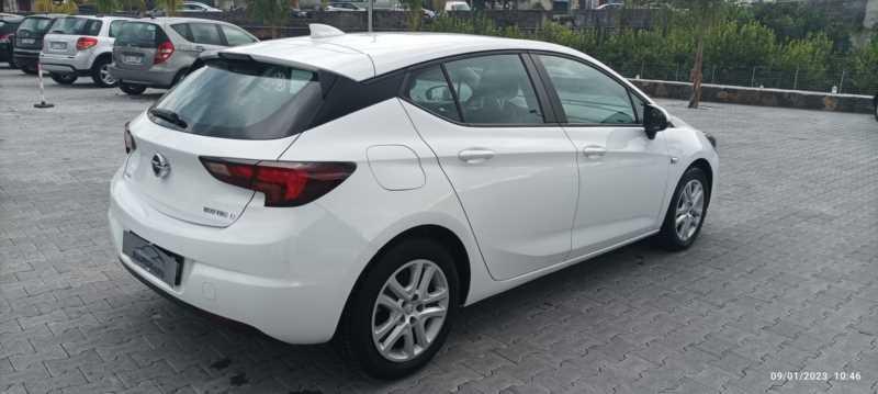 Opel astra k 1600 CDT navi