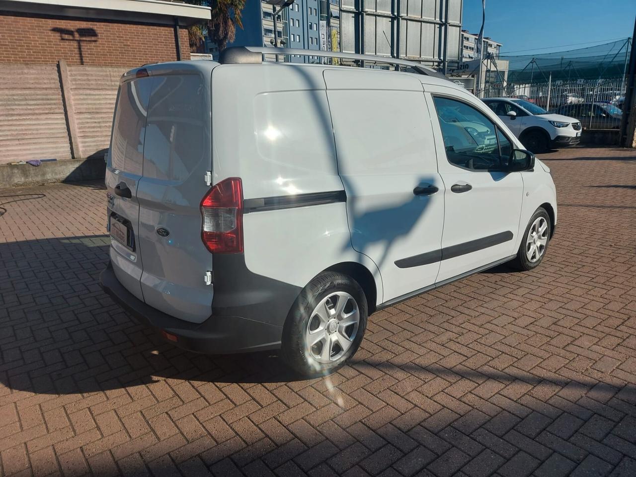 Ford Transit Courier 1.5 TDCi 75CV 2020