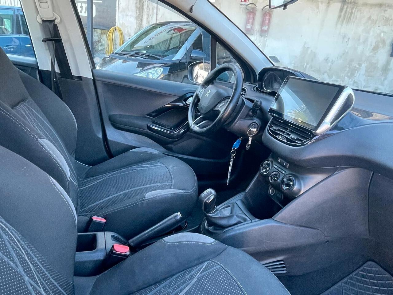 PEUGEOT 208 2014 1.4 GPL MOTORE NUOVO