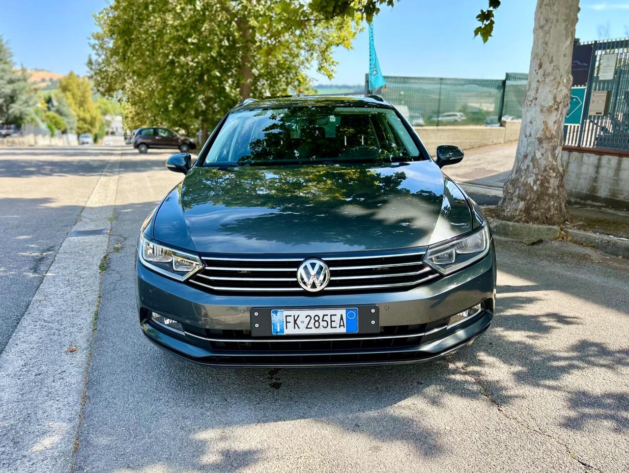 Volkswagen Passat Variant 1.6 TDI SCR DSG Business BMT - APPENA TAGLIANDATA !