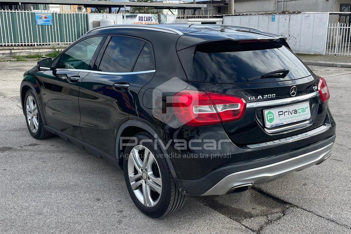 MERCEDES GLA 200 CDI Premium
