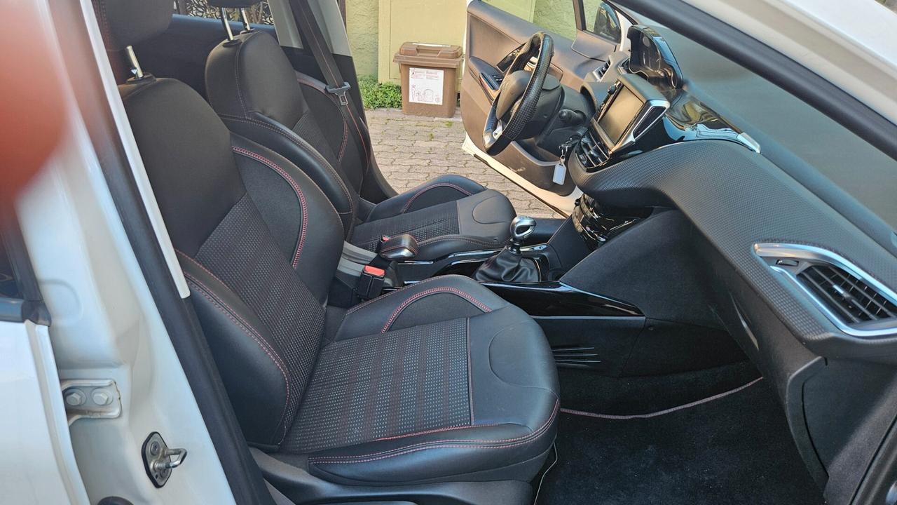 Peugeot 2008 1.2 t Gt Line 130 CV CAMERA-ANDROID AUTO